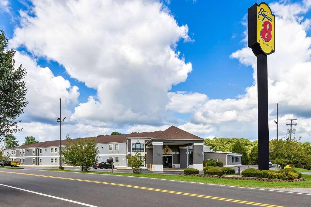 Hotel Super 8 By Wyndham Dickson Exterior foto